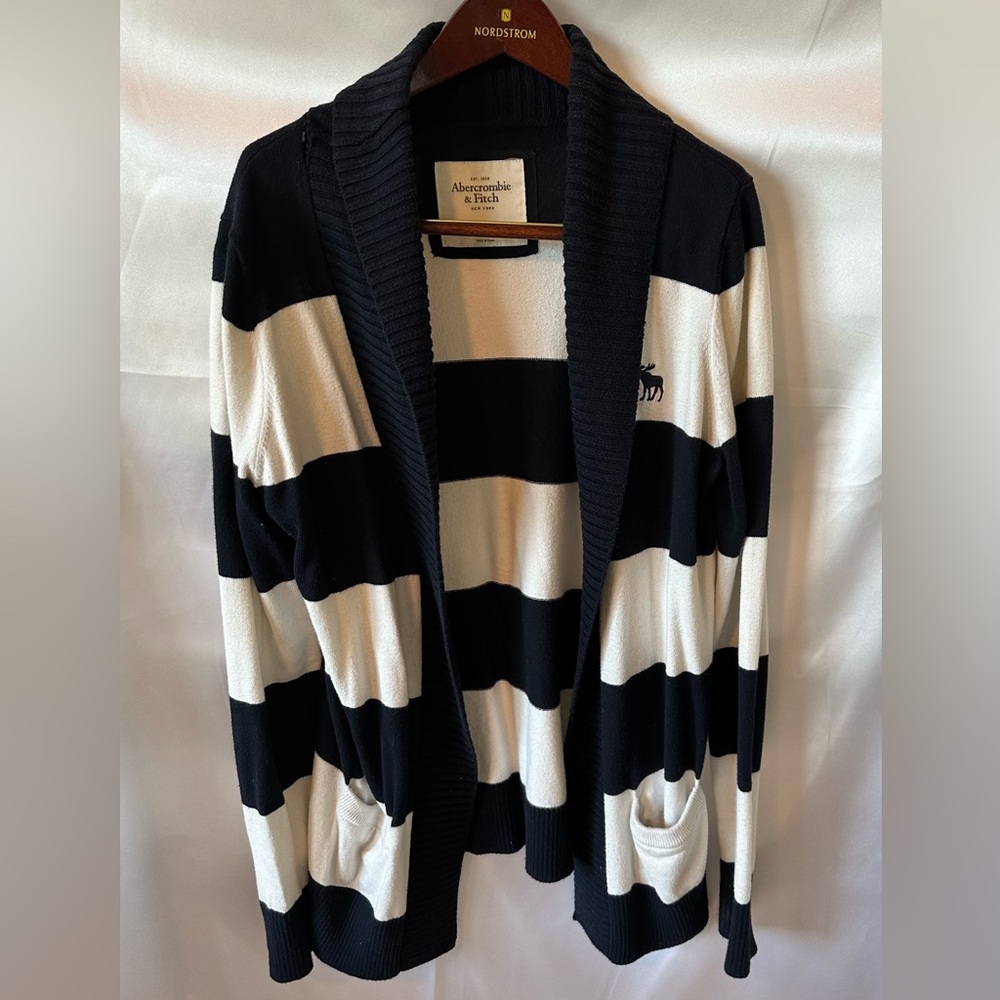 Abercrombie and Fitch casual sweater